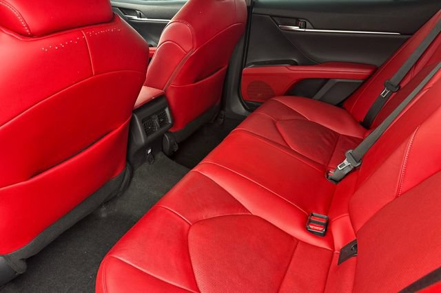 Used 2022 Toyota Camry XSE FWD image 14