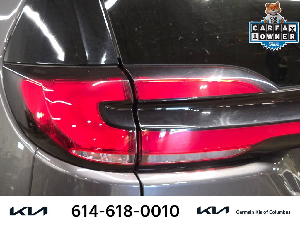 Used 2023 Chrysler Pacifica Touring-L FWD image 15