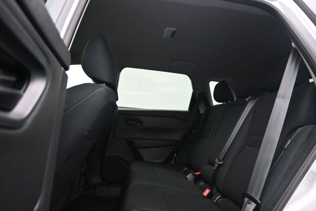 Used 2024 Nissan Rogue S AWD/4WD image 11