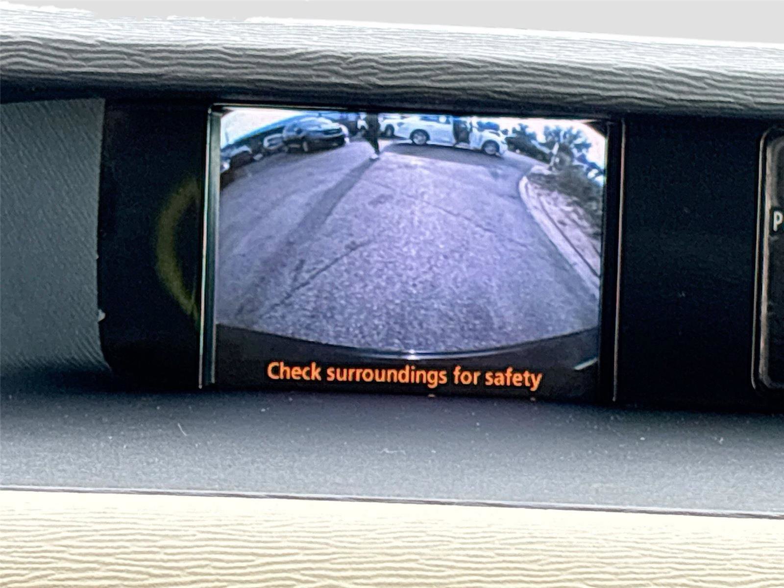 Used 2014 Toyota Sienna XLE image 13