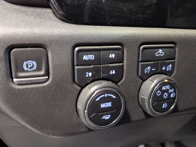 Certified 2022 Chevrolet Silverado 1500 RST AWD/4WD image 15