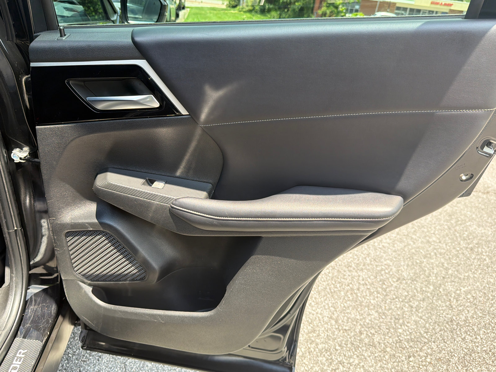 Used 2022 Mitsubishi Outlander SE FWD image 17