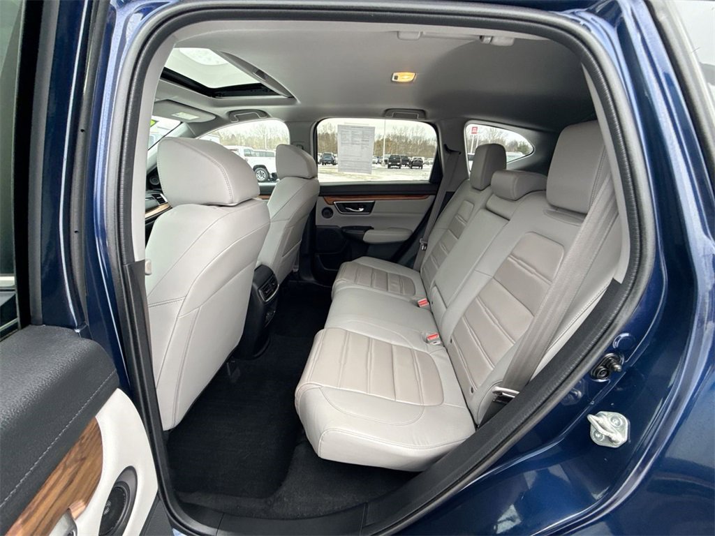 Used 2020 Honda CR-V Touring image 29