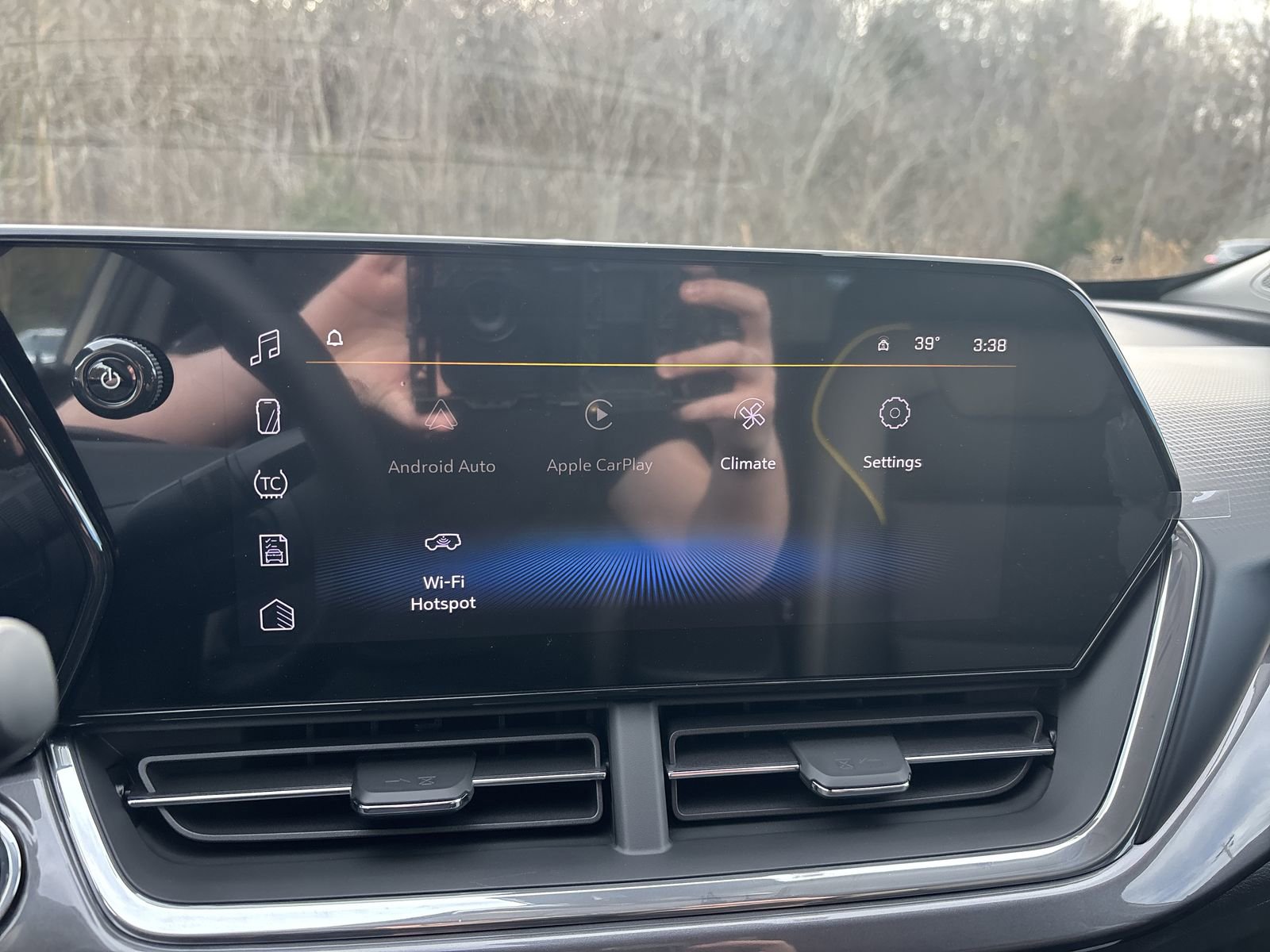 New 2026 Chevrolet Trax ACTIV FWD image 19