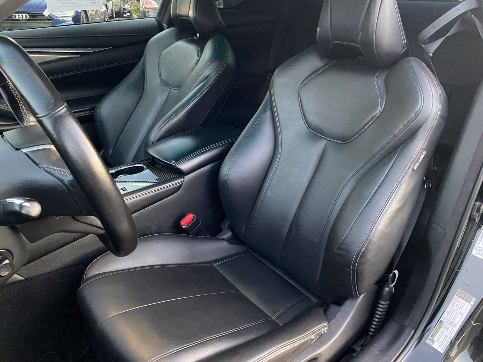 Used 2019 INFINITI Q60 3.0t Luxe w/ Essential Package AWD/4WD image 17