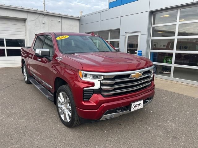 Used 2025 Chevrolet Silverado 1500 High Country w/ High Country Premium Package image 2