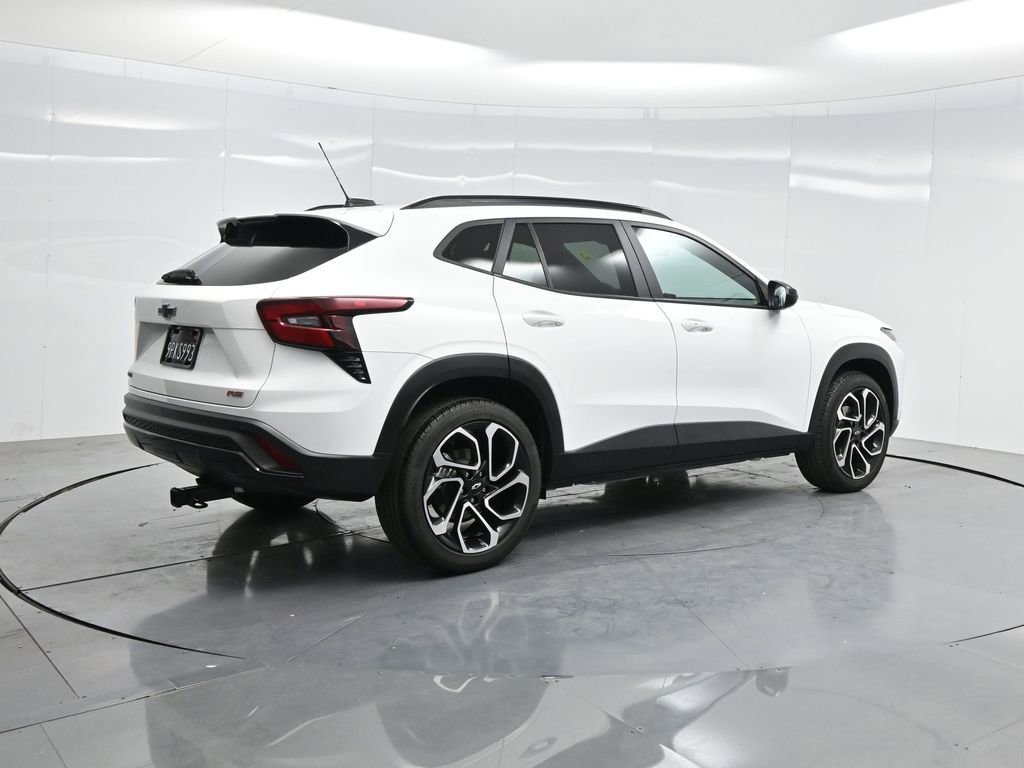 Used 2024 Chevrolet Trax RS w/ Sunroof Package image 36