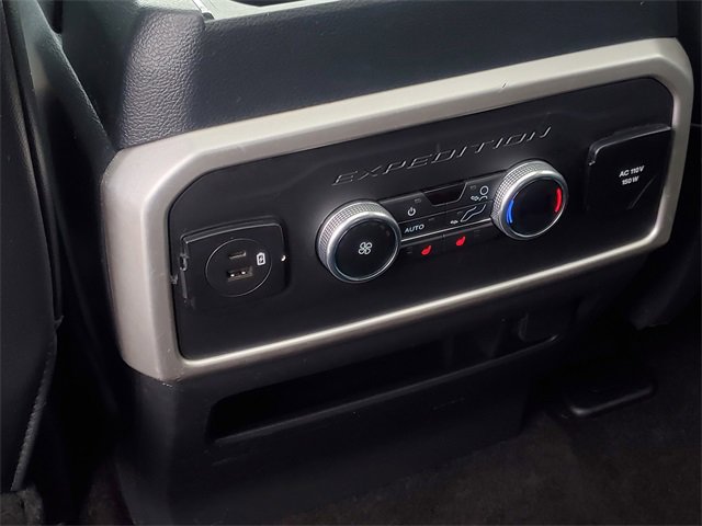 Used 2022 Ford Expedition Max Limited image 36