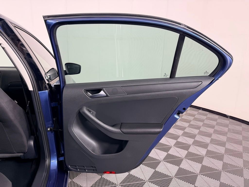 Used 2016 Volkswagen Jetta S FWD image 28