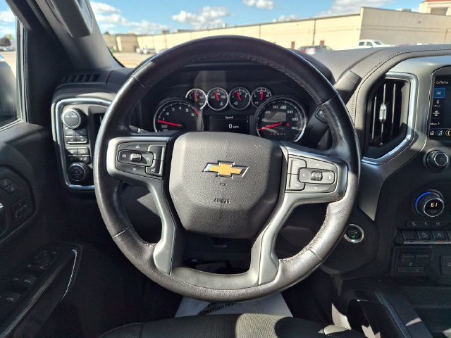 Used 2020 Chevrolet Silverado 1500 LTZ AWD/4WD image 17