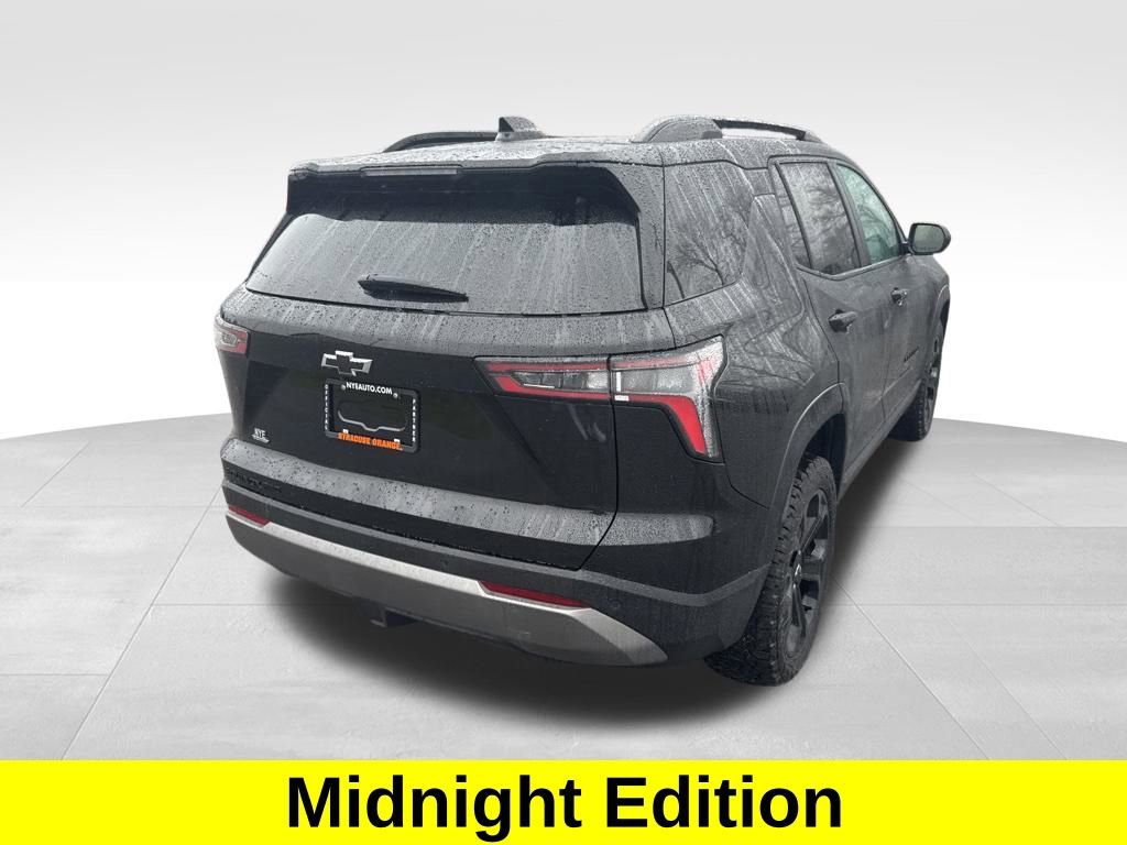 Used 2025 Chevrolet Equinox LT w/ Midnight Edition image 5