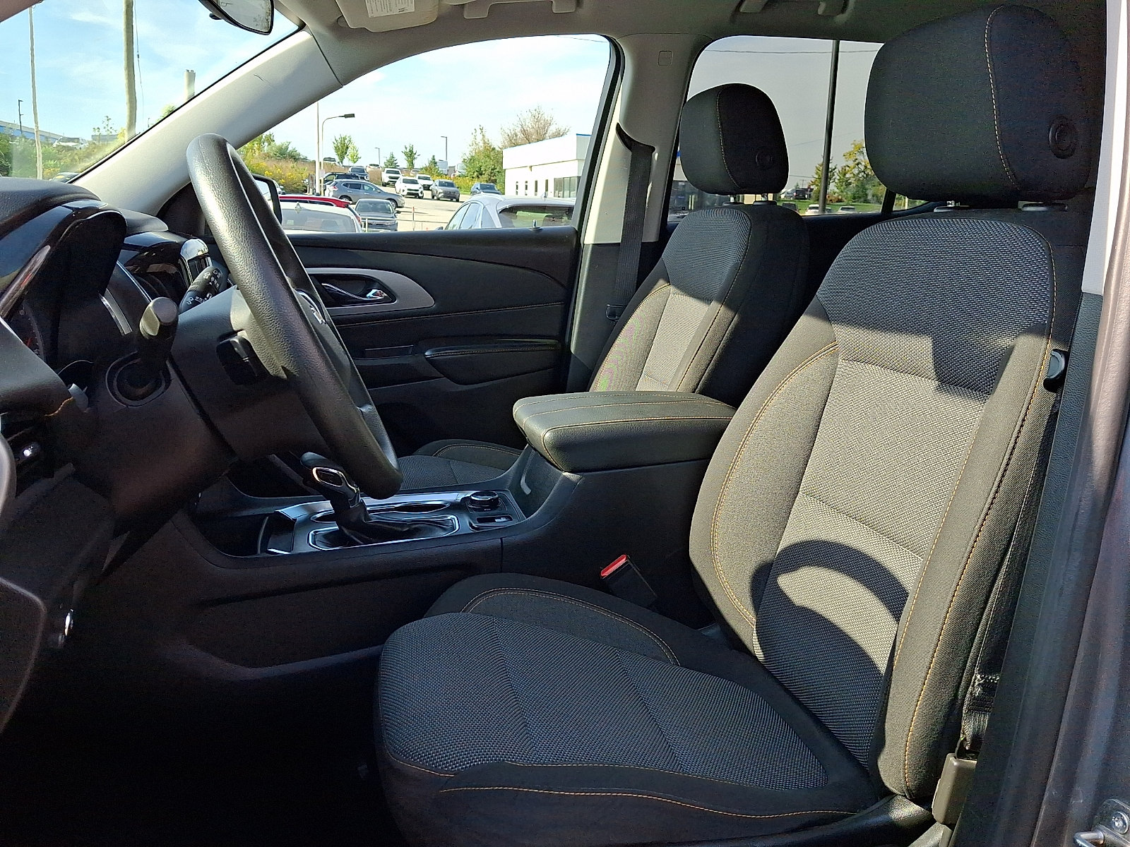 Used 2021 Chevrolet Traverse LS FWD image 13