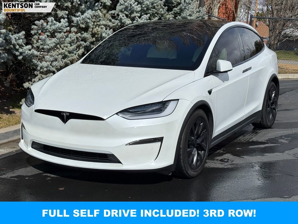 Used 2022 Tesla Model X image 3