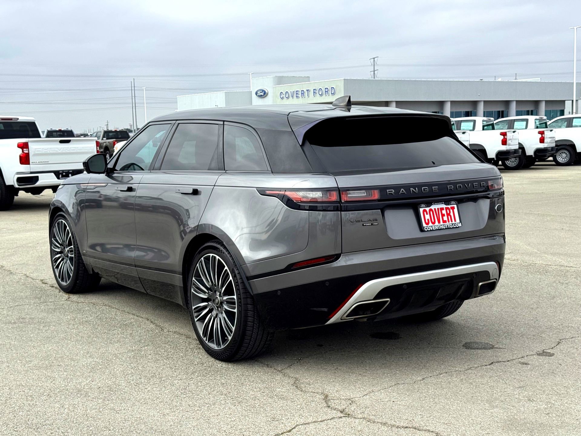 Used 2018 Land Rover Range Rover Velar image 10