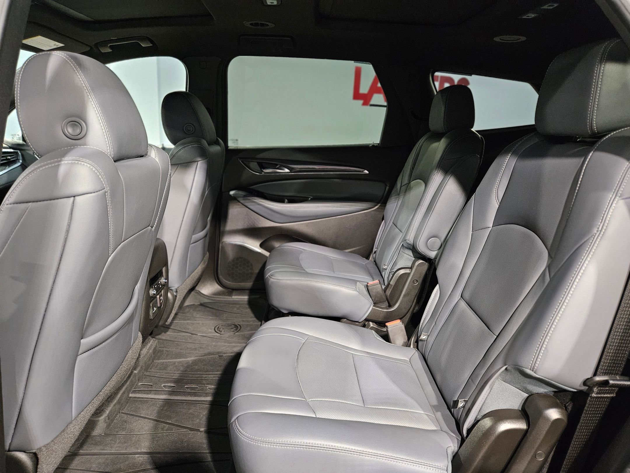 Used 2023 Buick Enclave Premium w/ Experience Buick Package image 38