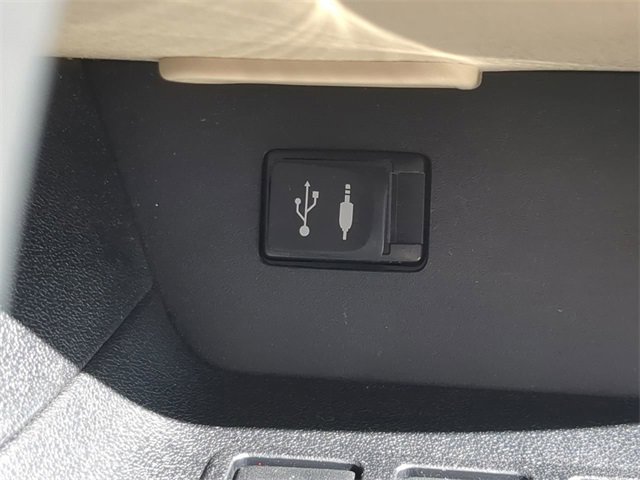 Used 2014 Toyota Highlander XLE image 22