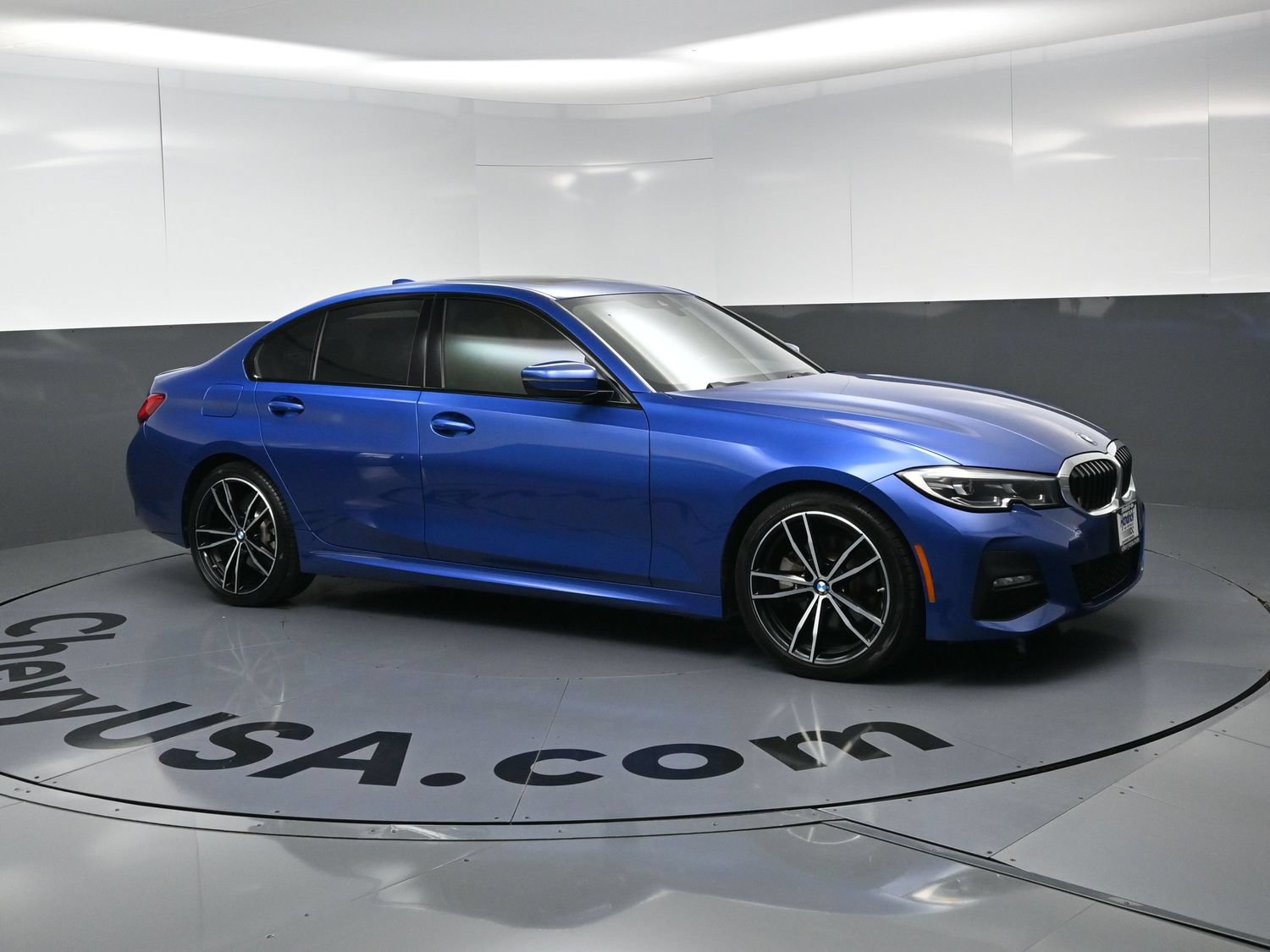 Used 2019 BMW 330i xDrive Sedan w/ M Sport Package AWD/4WD video 2