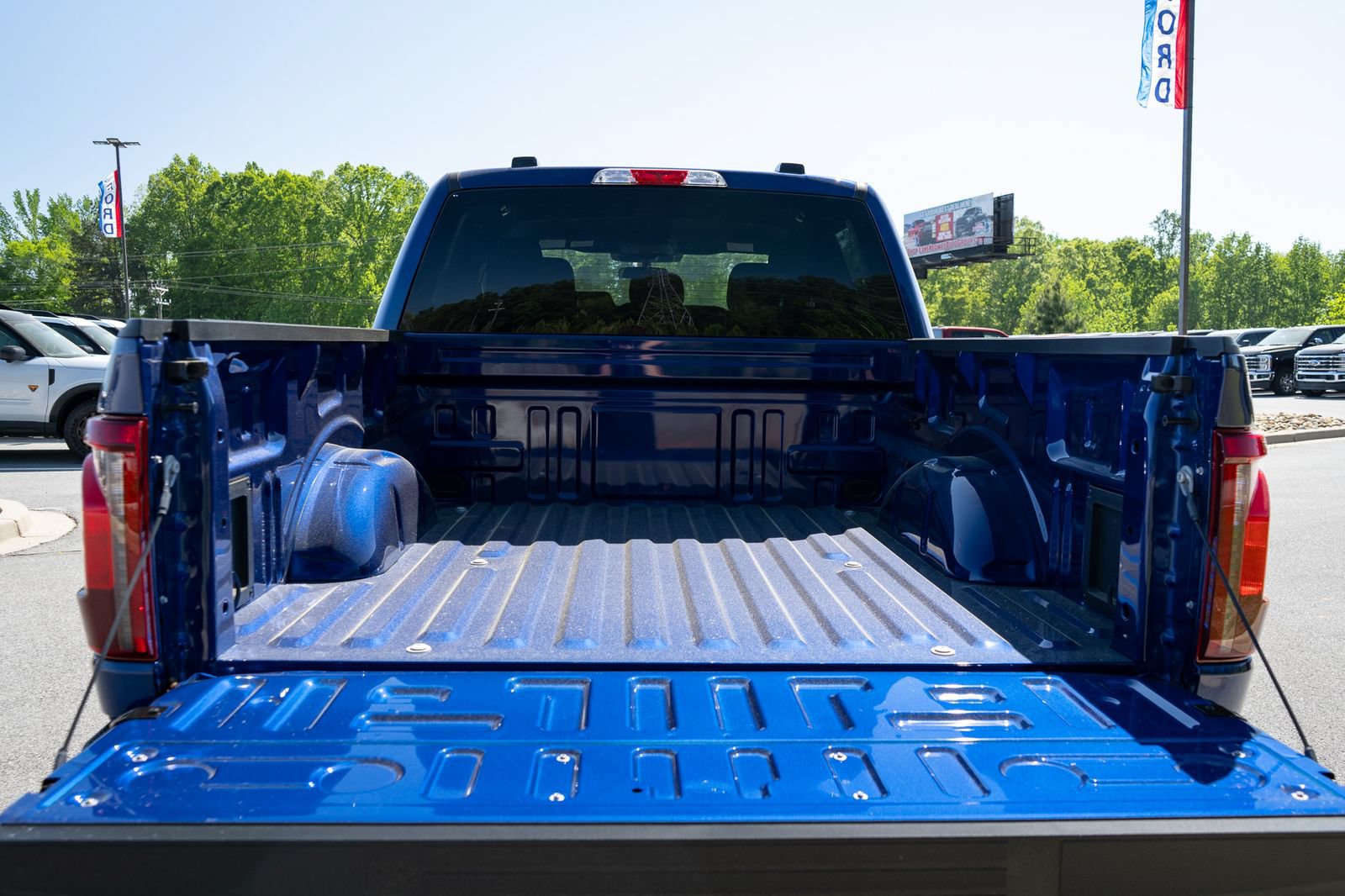 Used 2026 Ford F150 STX w/ F-150 LOBO Package AWD/4WD image 18