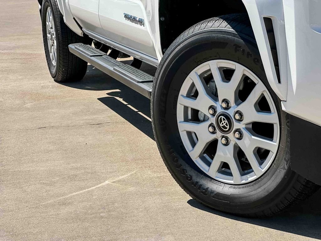 Used 2024 Toyota Tacoma SR5 image 9