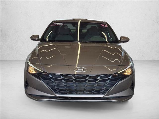 Used 2023 Hyundai Elantra SEL FWD video 2