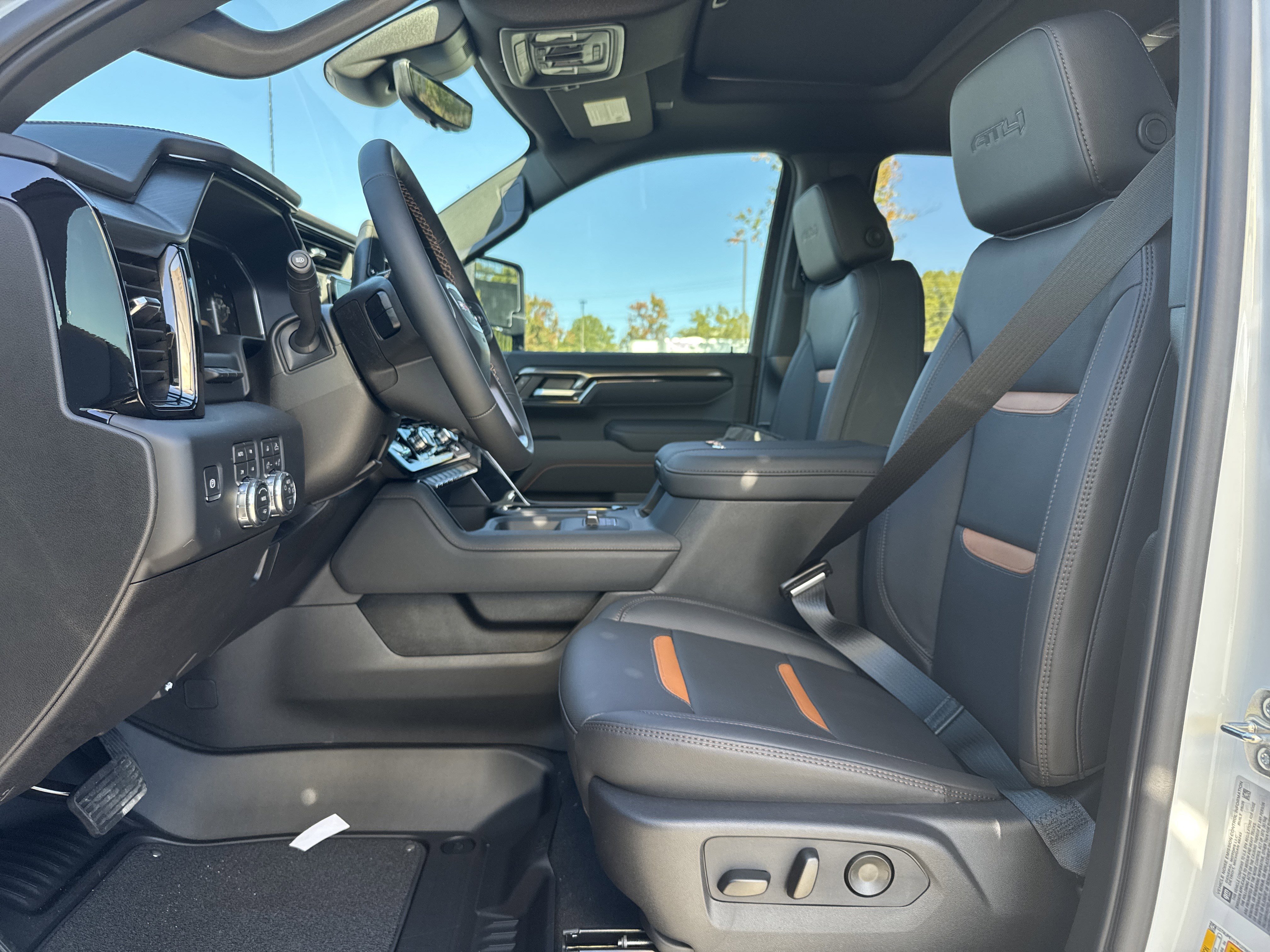 New 2026 GMC Sierra 2500 AT4 w/ AT4 Premium Plus Package image 16