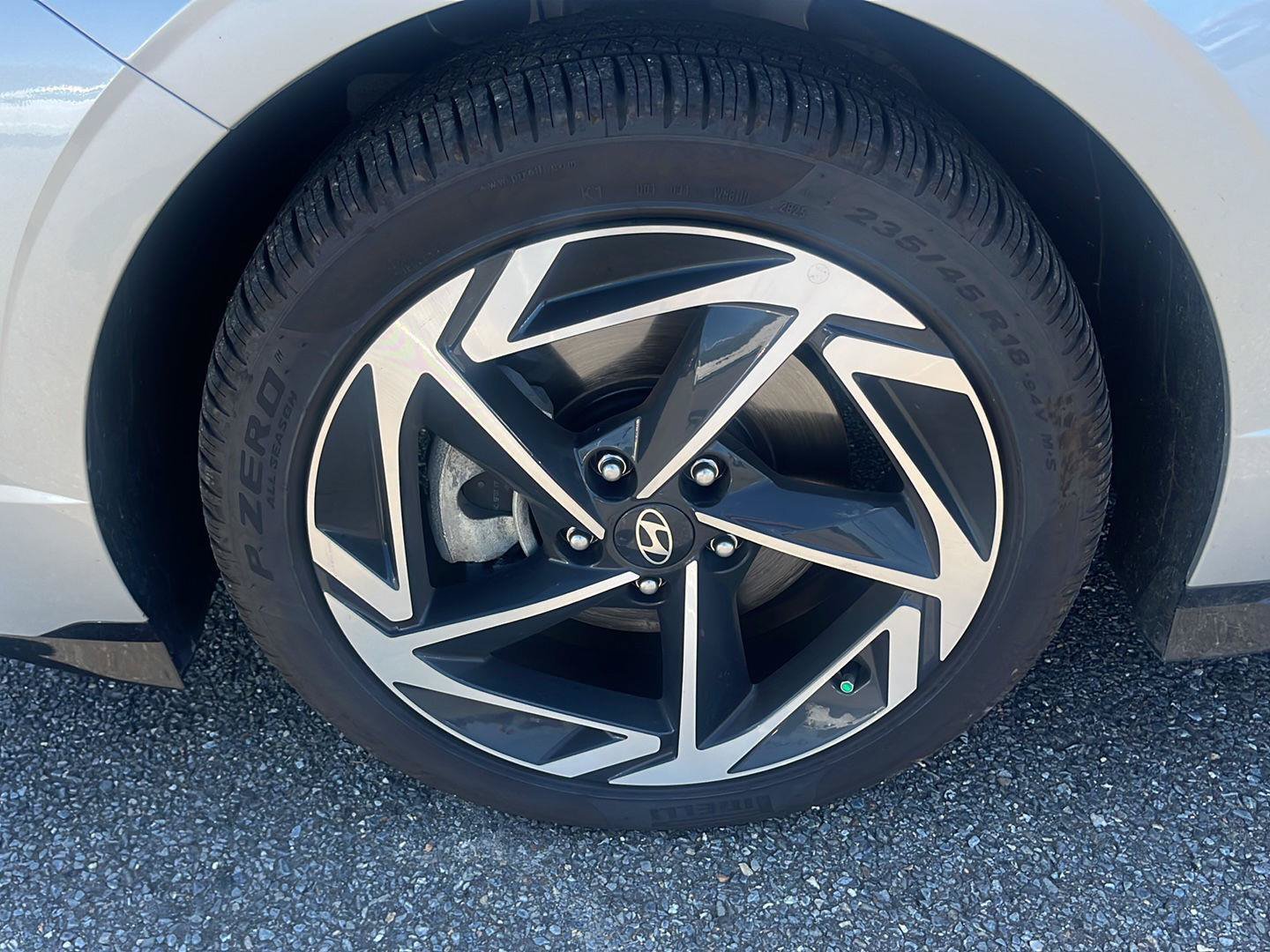 Certified 2026 Hyundai Sonata SEL FWD image 4