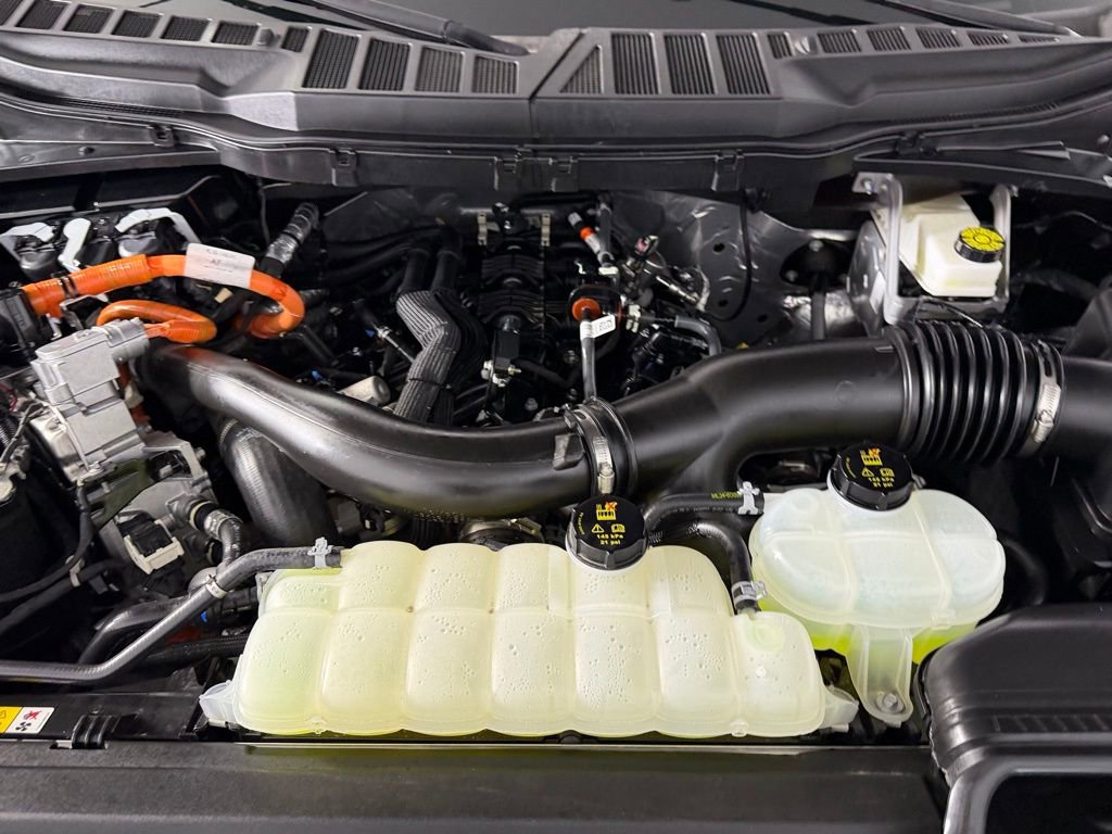 Used 2025 Ford F150 Lariat w/ Equipment Group 502A High image 33