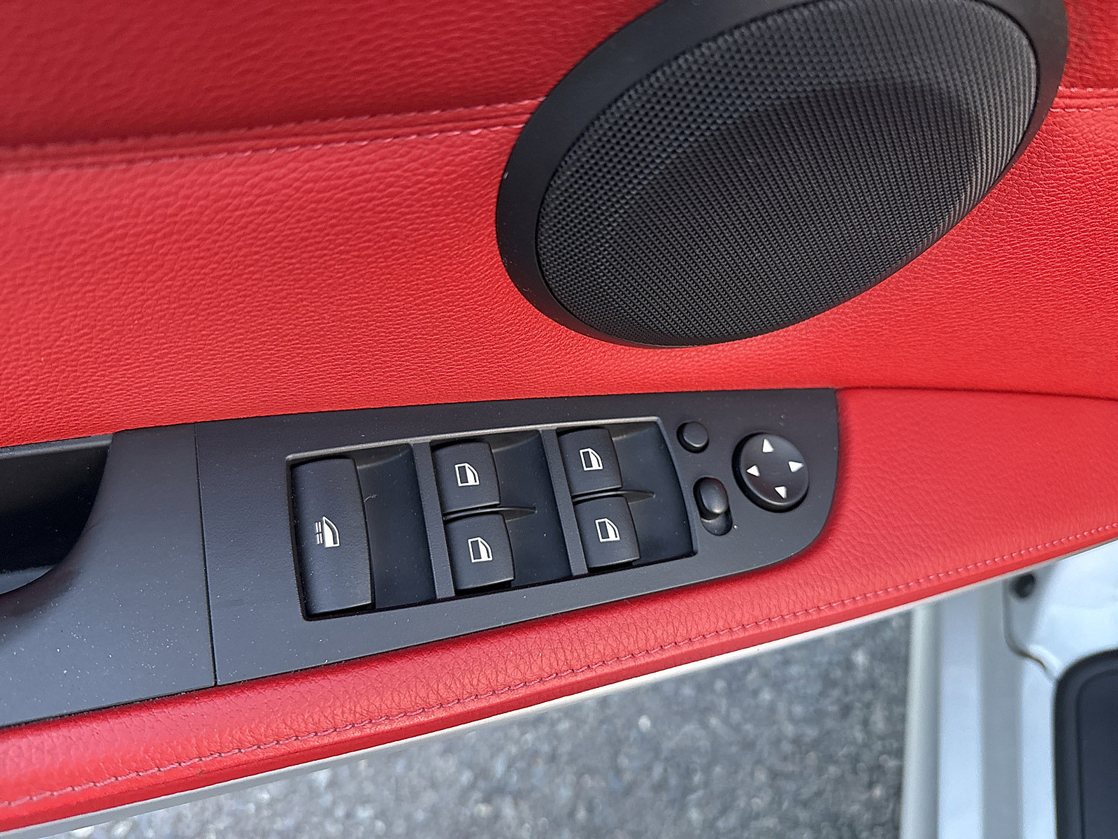 Used 2013 BMW 335i Convertible RWD image 33