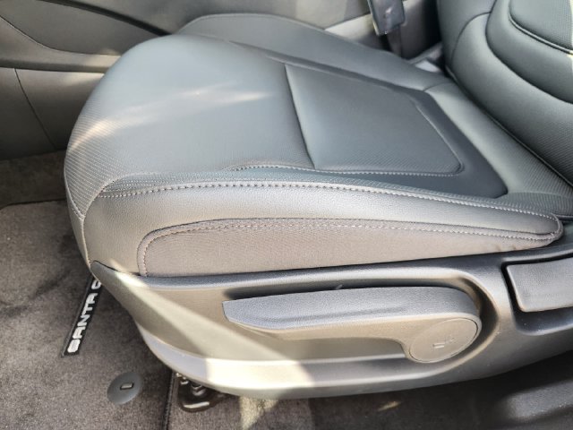 New 2027 Hyundai Santa Cruz SE FWD image 23
