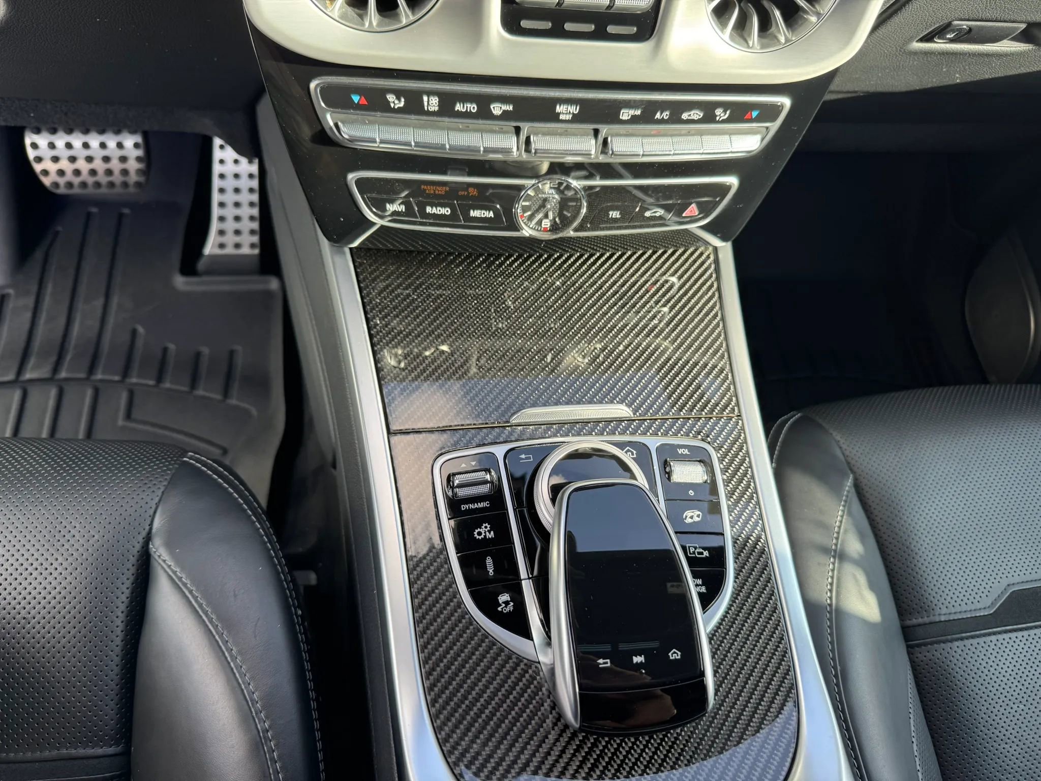 Used 2022 Mercedes-Benz G 63 AMG 4MATIC w/ Seat Comfort Package image 40