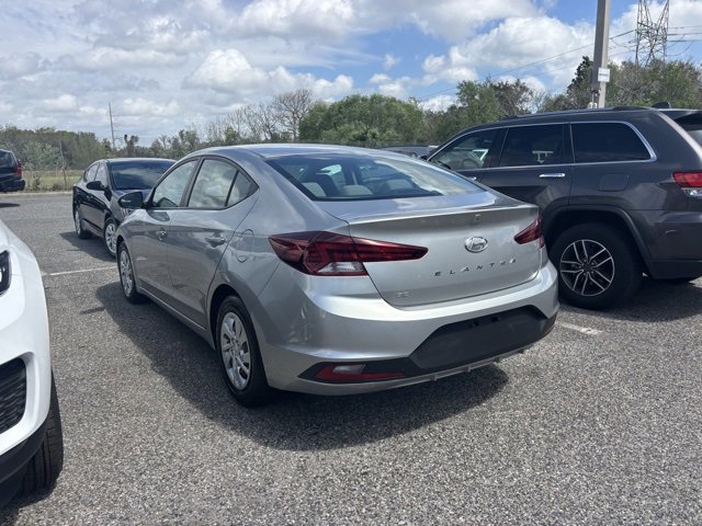 Used 2020 Hyundai Elantra SE image 9