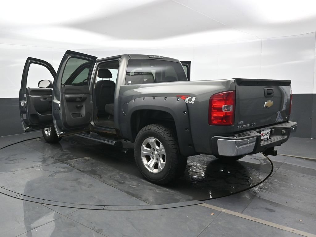 Used 2011 Chevrolet Silverado 1500 LT w/ All-Star Edition image 36