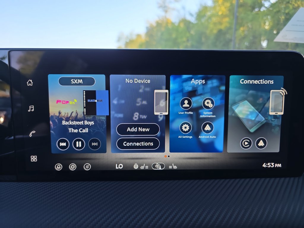 New 2027 Nissan Kicks SR w/ SR Premium Package FWD image 28