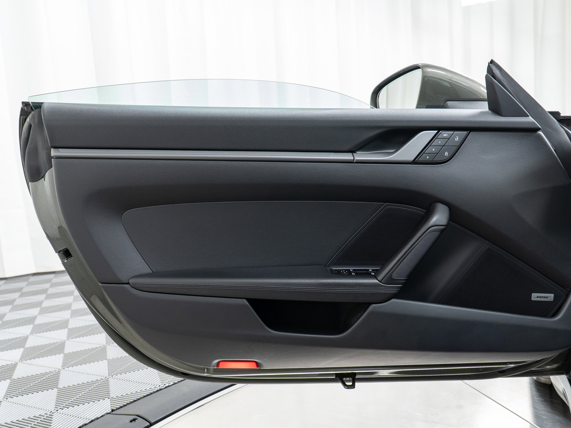 Certified 2022 Porsche 911 Targa 4 image 14