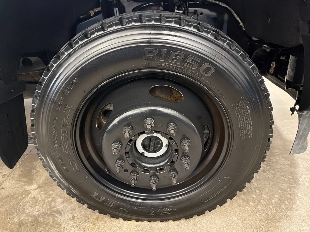 Used 2024 Ford F450 XLT AWD/4WD image 19