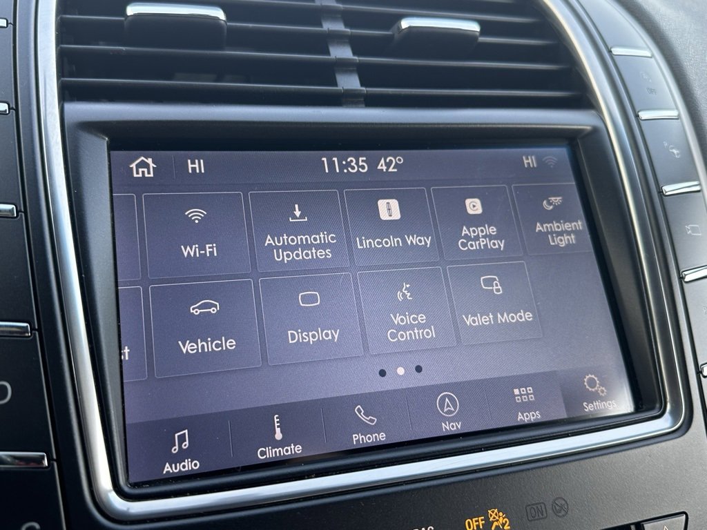 Used 2020 Lincoln Nautilus Reserve w/ Equipment Group 202A image 37