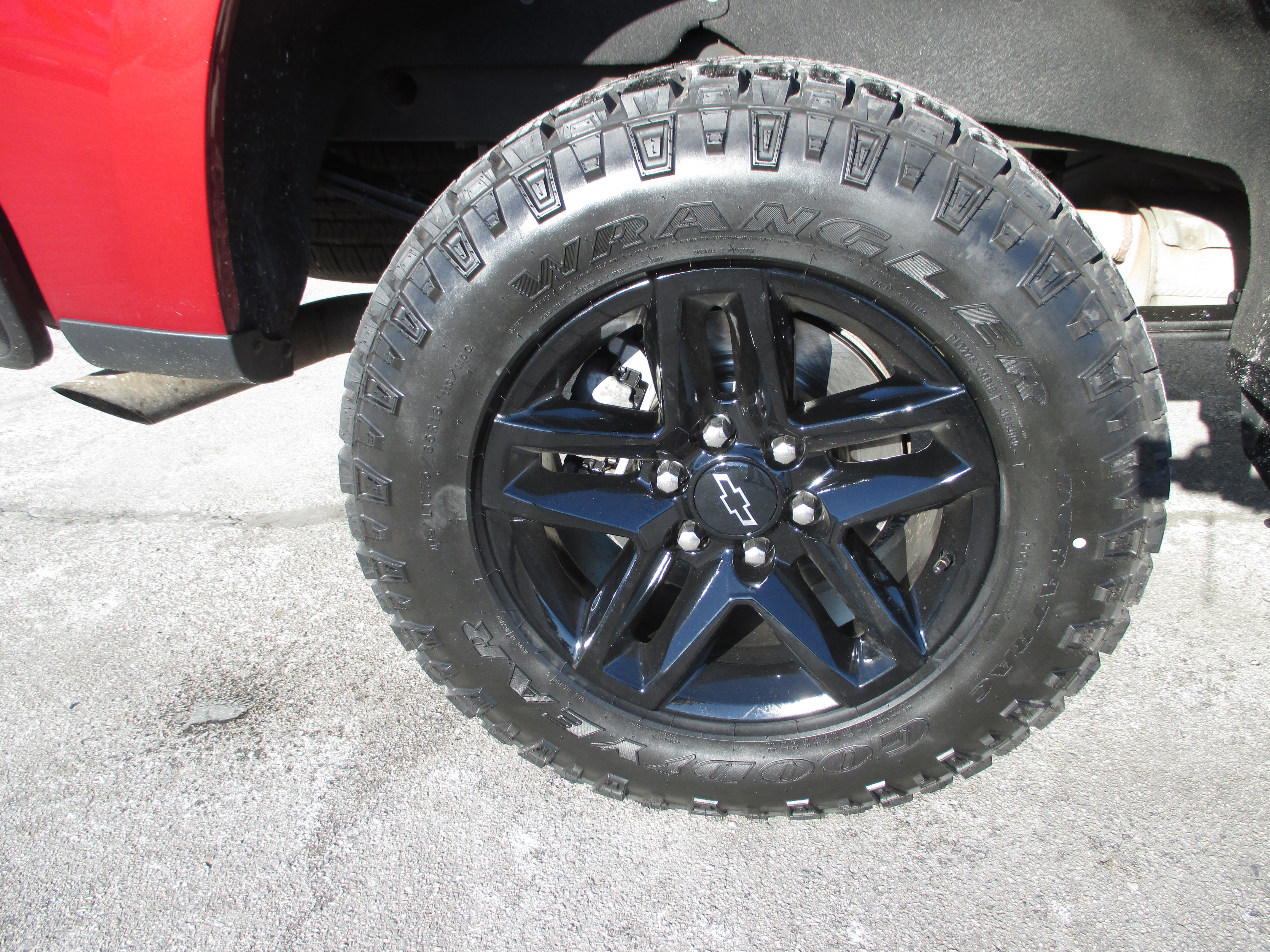 Used 2022 Chevrolet Silverado 1500 LT Trail Boss w/ Protection Package image 8