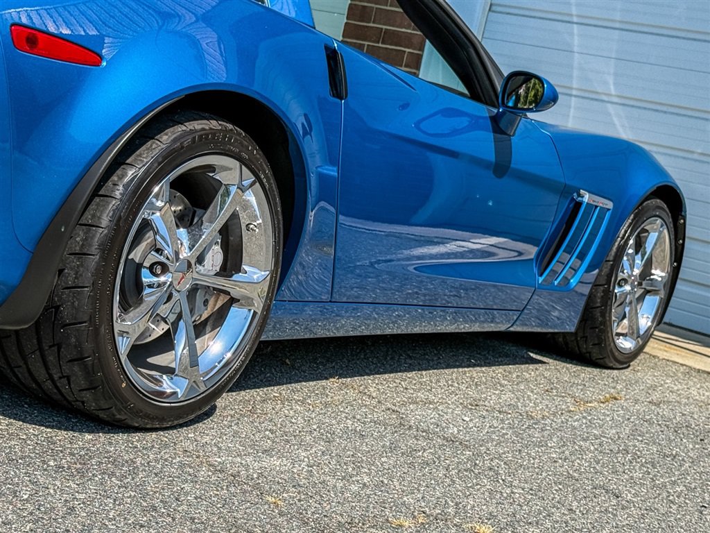 Used 2011 Chevrolet Corvette Grand Sport w/ Preferred Equipment Group RWD image 40