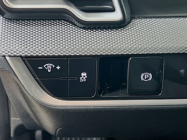 Certified 2024 Kia Sportage LX image 10