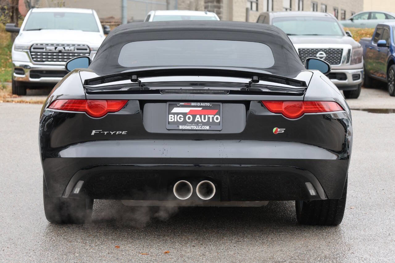 Used 2016 Jaguar F-TYPE S image 10