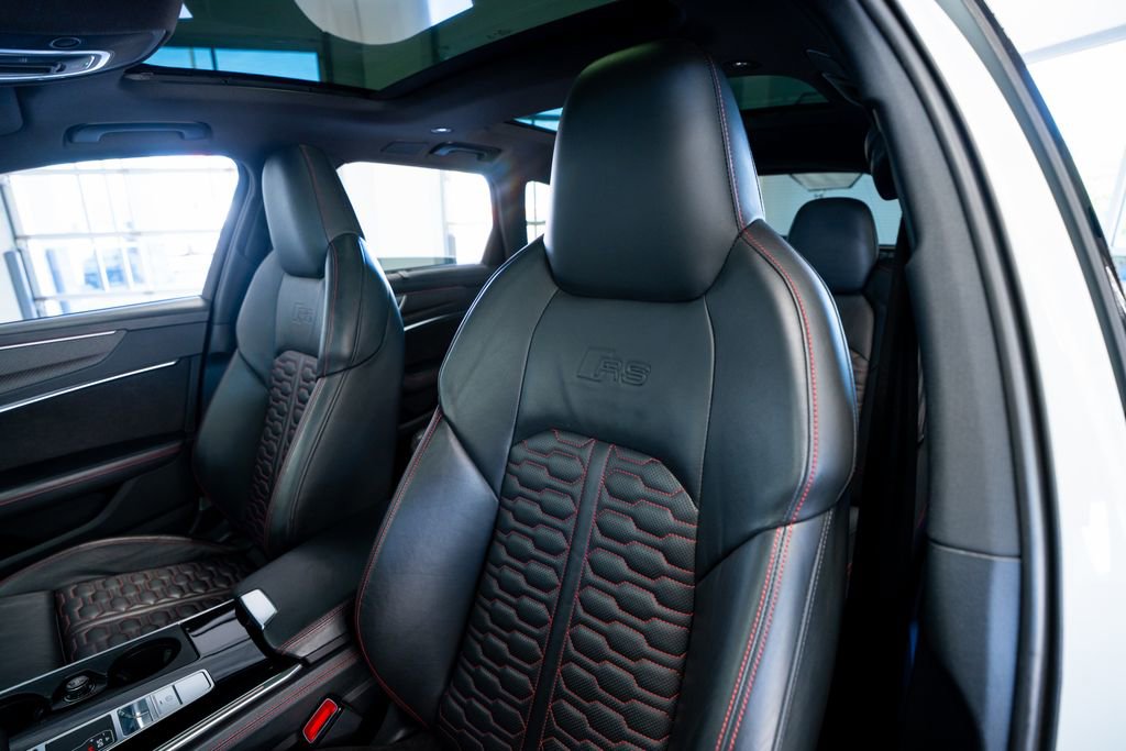 Used 2021 Audi RS 6 w/ Carbon Optic Package image 37