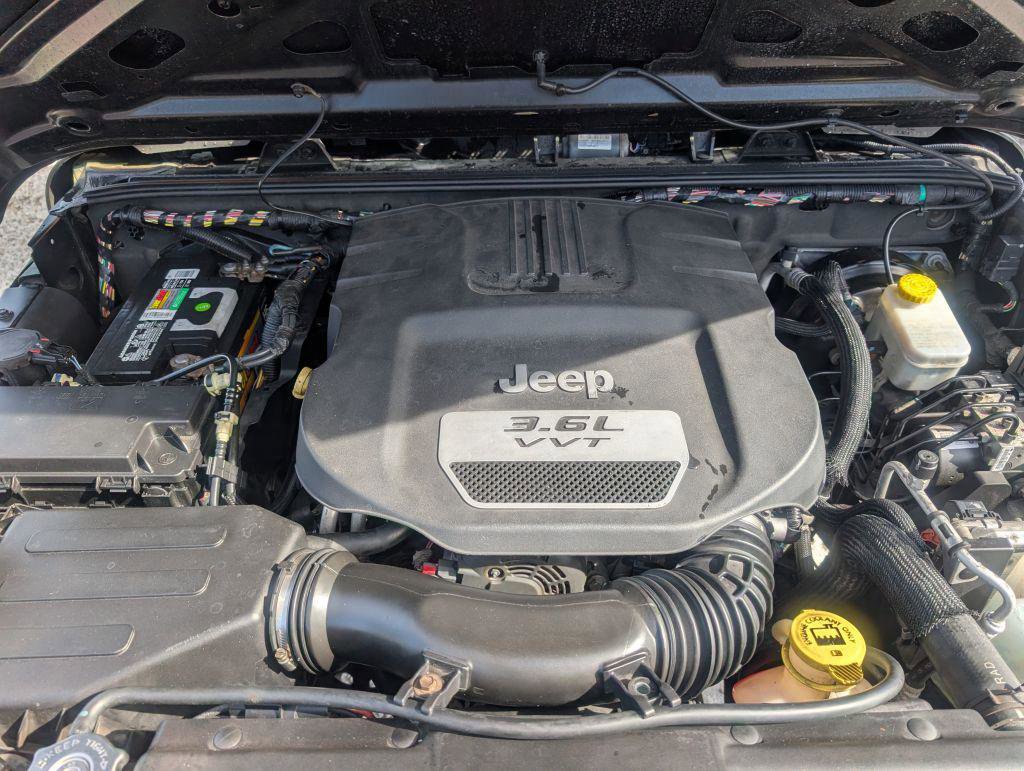 Used 2012 Jeep Wrangler Sport image 16