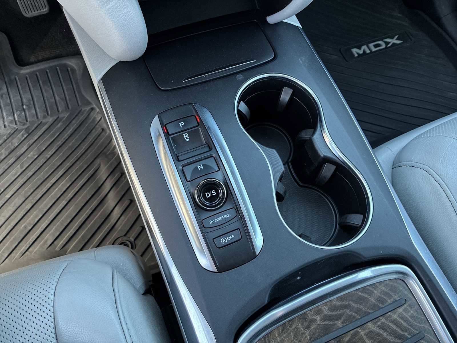Used 2020 Acura MDX SH-AWD w/ Technology Package image 19