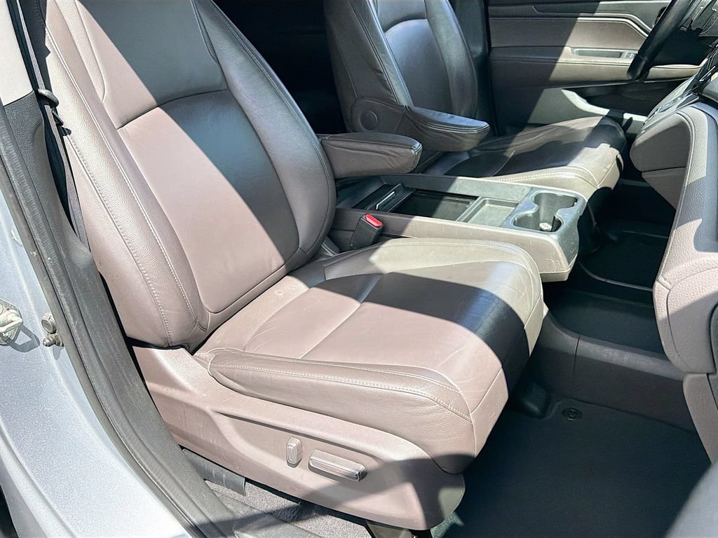 Used 2019 Honda Odyssey EX-L image 23