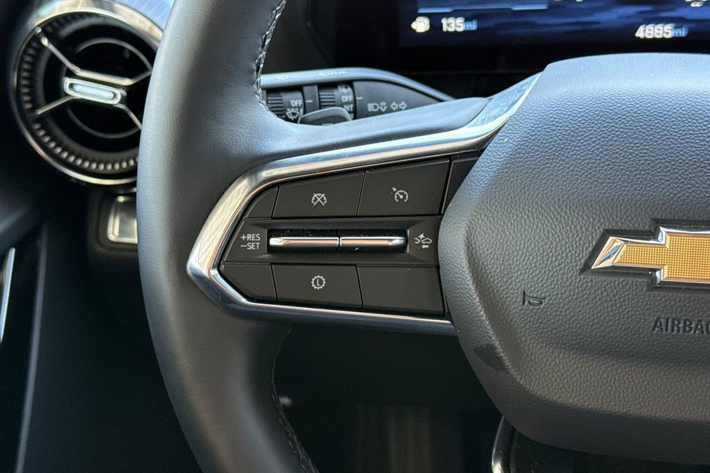 Used 2026 Chevrolet Equinox LT image 36