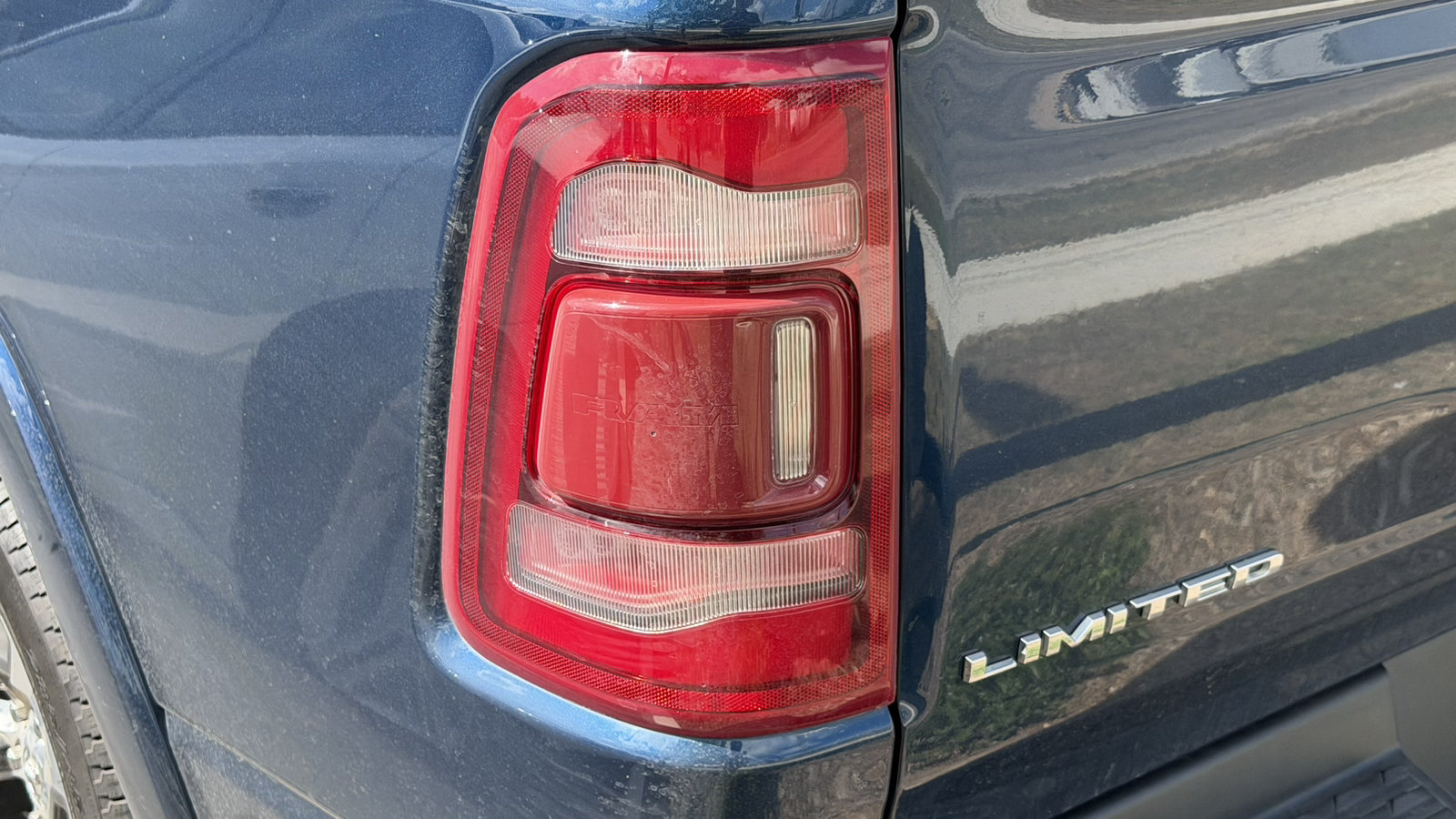 Used 2022 RAM 1500 Limited AWD/4WD image 19