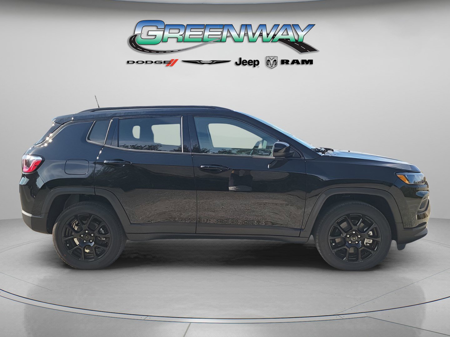 New 2026 Jeep Compass Latitude image 4