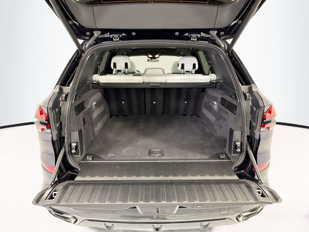 Used 2026 BMW X5 sDrive40i w/ M Sport Package RWD image 27