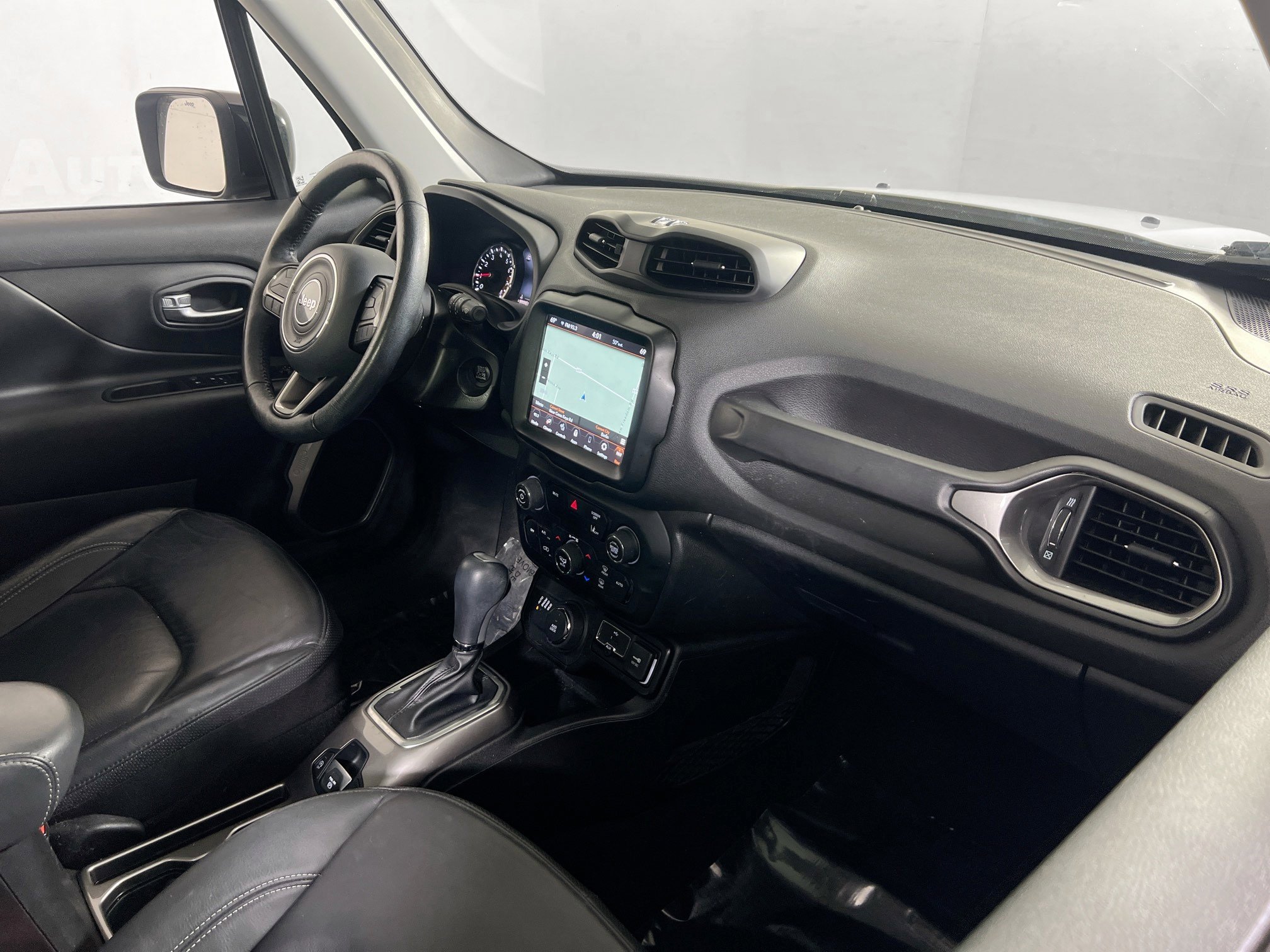 Used 2022 Jeep Renegade Limited w/ Sun, Sound & Wheels Group AWD/4WD image 29