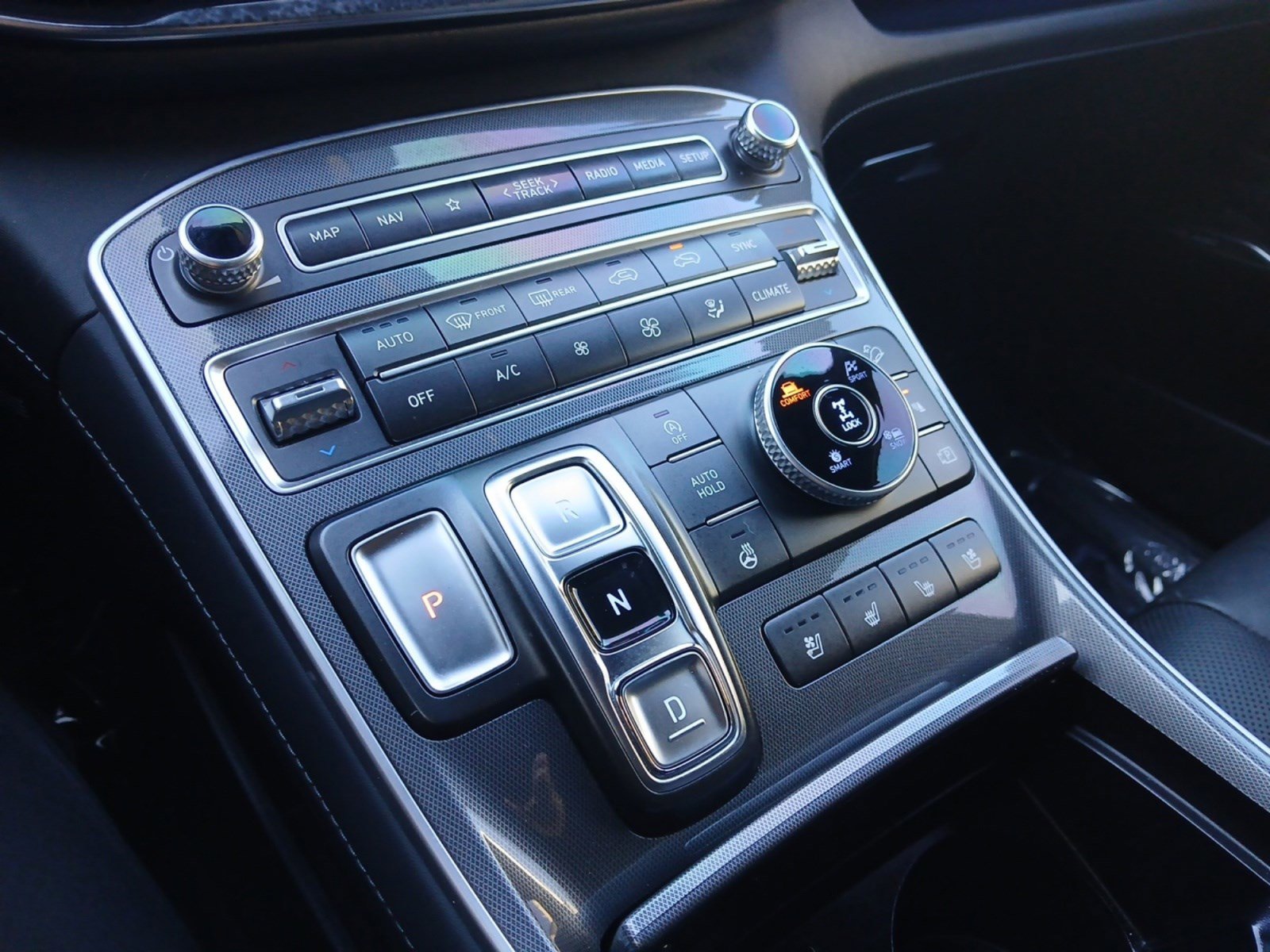 Used 2023 Hyundai Santa Fe Calligraphy image 20